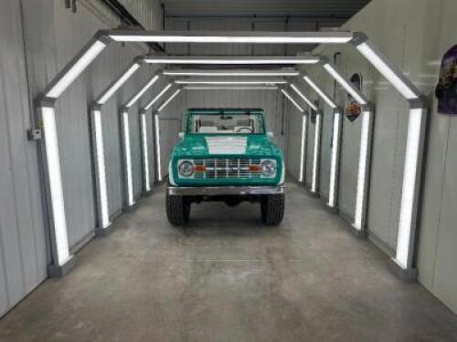 SINO STAR CAR CARE CUT AND BUFF LIGHT TUNNEL