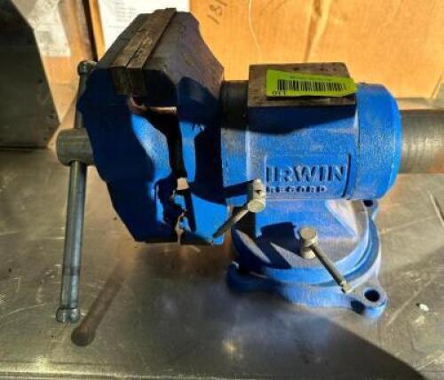 IRWIN RECORD 5" HEAVY DUTY TABLE MOUNTED VICE.