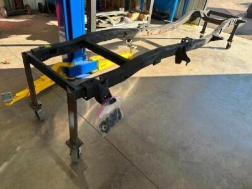 HEAVY DUTY MOBILE SHOP BODY CART / FABRICATION STAND
