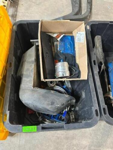 PLASTIC TOTE AND CONTENTS ASSORTED AUTOMOTIVE PARTS.