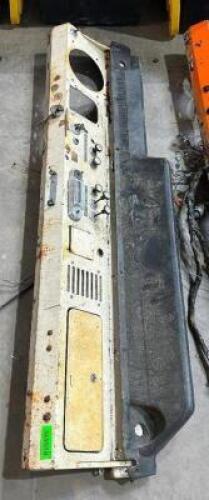 ORIGINAL 1966 77 FORD BRONCO DASH BOARD.