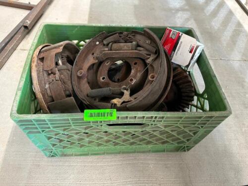 PLASTIC TOTE AND CONTENTS ASSORTED AUTOMOTIVE PARTS.