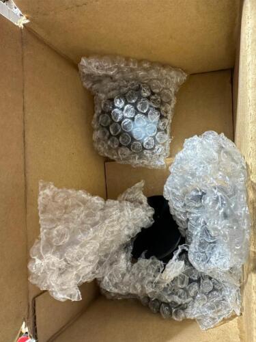 1898 1" BELT BILLET ALUMINUM BODY LIFT BLOCK SET ( PARTIAL, OPEN BOX)