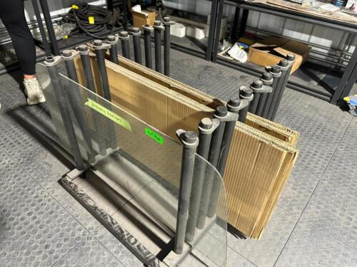 GLASS PANEL / AUTOMOTIVE WINDOW RACK.