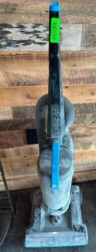 POWER FORCE VACUUM CLEANER