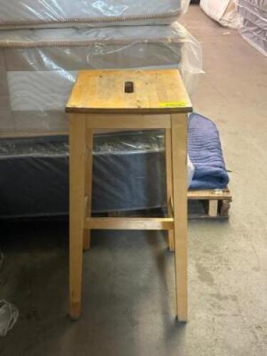 WOOD STOOL