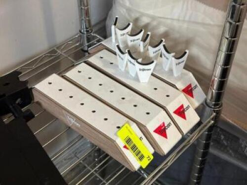 ASSORTED SCOPE DISPLAYS