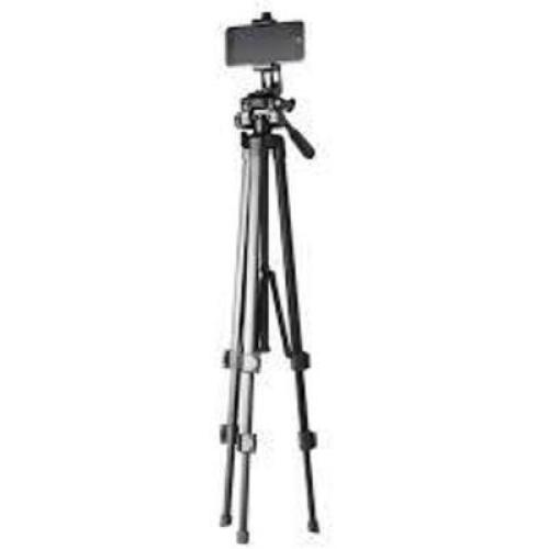 DESCRIPTION: (1) TRIPOD BRAND/MODEL: FOCUS ON SIZE: 52" RETAIL$: $20.84 EA QTY: 1
