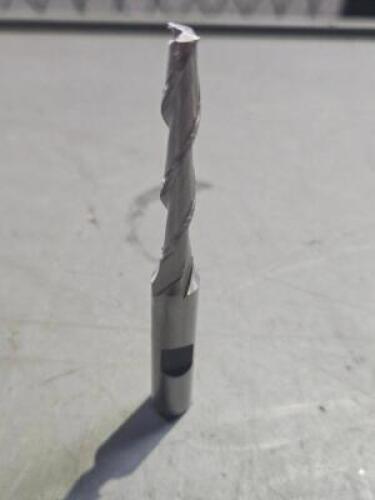 DESCRIPTION: (1) COBALT SQ END MILL BRAND/MODEL: HERTEL 84510502 SIZE: 1/4" X 1 3/4" X 3/8" RETAIL$: 21.84 QTY: 1