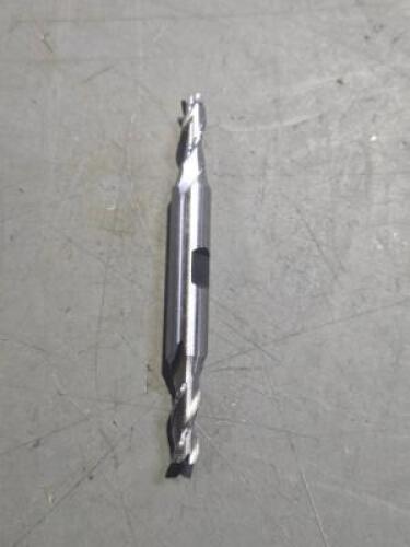 DESCRIPTION: (1) HSS DE SQ END MILL BRAND/MODEL: HERTEL 87151098 SIZE: 1/4" X 5/8 X3/8" RETAIL$: 32.48 QTY: 1