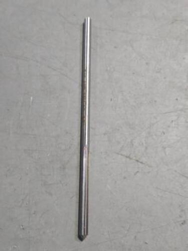 DESCRIPTION: (1) HSS CHUCKING REAMER BRAND/MODEL: MADE IN USA 02291193 SIZE: #19 RETAIL$: 40.36 QTY: 1