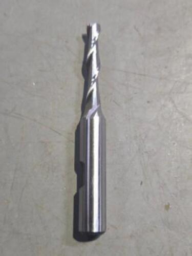 DESCRIPTION: (1) COBALT SQ END MILL BRAND/MODEL: HERTEL 84510312 SIZE: 7/32" X 1 1/4" X 3/8" RETAIL$: 32.66 QTY: 1