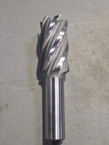 DESCRIPTION: (1) HSS SQ END MILL BRAND/MODEL: HERTEL 02499291 SIZE: 1" X 1 7/8" 5/8" RETAIL$: 75.42 QTY: 1
