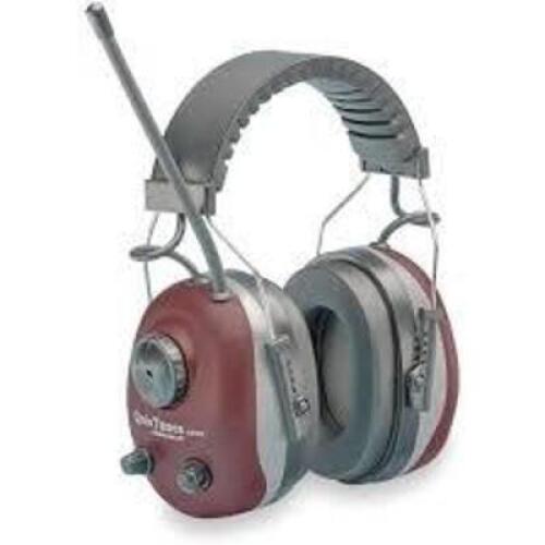DESCRIPTION: (1) QUIETUNES ELECTRONIC EAR MUFFS BRAND/MODEL: ELVEX #COM-660 INFORMATION: AM / FM RADIO RETAIL$: $140.07 EA QTY: 1