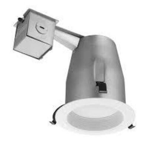 DESCRIPTION: (3) RECESSED DOWNLIGHT BRAND/MODEL: LIGHTOLIER #L5R15835VA INFORMATION: WHITE FRAME RETAIL$: $51.89 EA QTY: 3