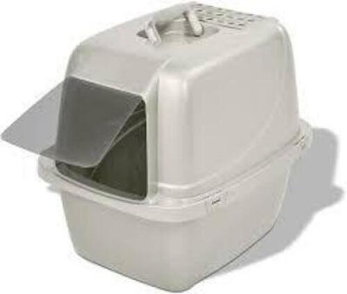 DESCRIPTION: (1) ENCLOSED CAT LITTER PAN BRAND/MODEL: PRODUCT NUMBER #CP6 SIZE: LARGE RETAIL$: $17.99 EA QTY: 1