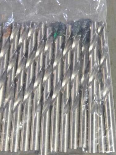 DESCRIPTION: (16) CARBIDE TIPPED DRILL BITS BRAND/MODEL: CJT 71210231 SIZE: 23/64" QTY: 16