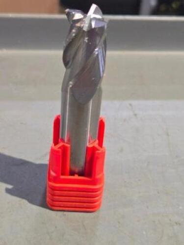 DESCRIPTION: (2) SOLID CARBIDE GP STUB SQ ENDMILL BRAND/MODEL: FULLERTON 32153 SIZE: 5/8" DIA RETAIL$: 163.98 QTY: 2