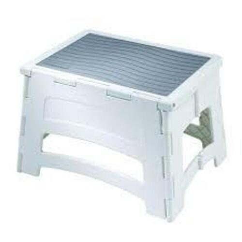 DESCRIPTION: (1) FOOT STOOL BRAND/MODEL: CSD01TSFA0000BU RETAIL$: $19.99 EA QTY: 1