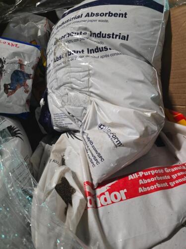 DESCRIPTION: (1) GAYLORD OF INDUSTRIAL ABSORBENTS INFORMATION: MUST INSPECT QTY: 1