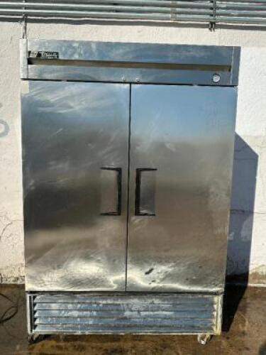 TRUE TWO DOOR COMMERCIAL FREEZER.