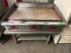 STAR MAX 36" THERMOSTATIC FLAT GRILL W/ STAINLESS EQUIPMENT STAND - 2