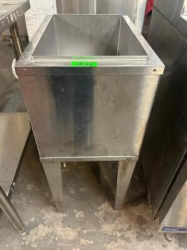 15" X 20" STAINLESS ICE KEEPER.