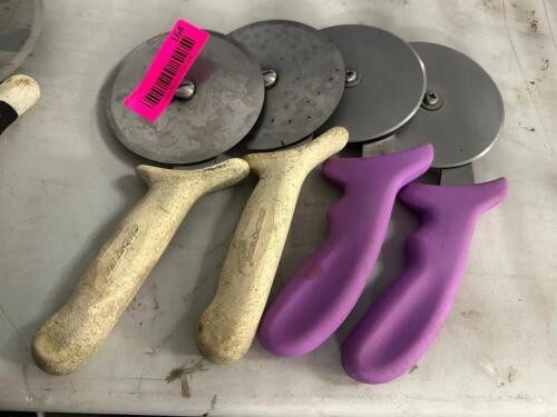 (4) STAINLESS PIZZA WHEELES
