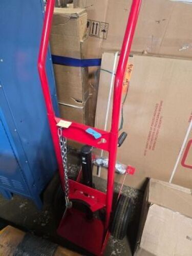 DESCRIPTION: (1) BOTTLE CART INFORMATION: 3000 LB SUPPORT CAPACITY, 2000 LB LIFT CAPACITY, RAM JACK' RETAIL$: $1315.00 EA QTY: 1