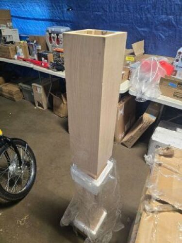 DESCRIPTION: (1) WOOD POSTBRAND/MODEL: NEWELINFORMATION: MUST COME IN AND INSPECTRETAIL$: $121.99 EAQTY: 1