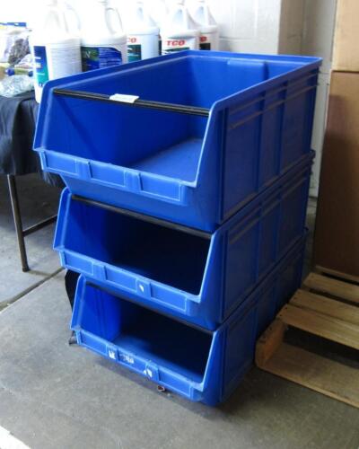 (3) - STACKABLE ORGANIZERS
