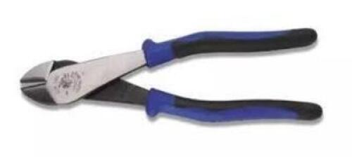 DESCRIPTION: (3) DIAGONAL CUTTERS WITH ANGLED HEAD BRAND/MODEL: KLEIN TOOLS INFORMATION: 13 DEGREES, MULTIPLE TOOL STYLES, MUST COME IN AND INSPECT RE