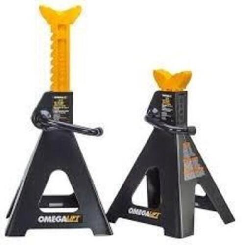 DESCRIPTION: (1) SET OF (2) JACK STANDSBRAND/MODEL: OMEGA LIFT #32125BINFORMATION: 12 TON CAPACITY, MISSING PIECES, MUST INSPECTRETAIL$: $159.99 EAQTY: 1
