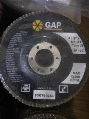 DESCRIPTION: (2) PACKS OF (10) PREMIUM FLAP WHEELBRAND/MODEL: GLOBAL ABRASIVESINFORMATION: ZF 120SIZE: 4" X 5/8"QTY: 2