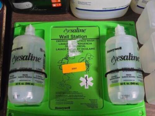 DESCRIPTION: (1) WALL MOUNTED EYEWASH STATION BRAND/MODEL: HONEYWELL EYESALINE SIZE: 2 32oz RETAIL$: 77.49 QTY: 1