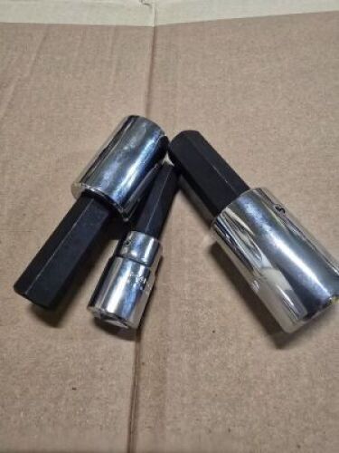 DESCRIPTION: (1) SOCKET BIT SETBRAND/MODEL: PROTOINFORMATION: MUST COME IN AND INSPECT, APPROX 25PCSRETAIL$: $131.00 EAQTY: 1