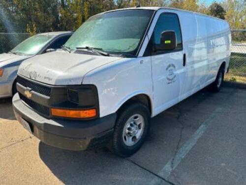 2015 Chevrolet Express Van, VIN # 1GCWGGFF4F1104987