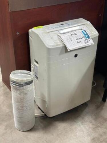 PORTABLE AIR CONDITIONER