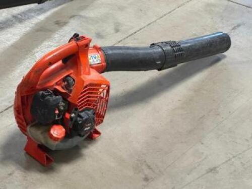 GAS POWERED LEAF BLOWER