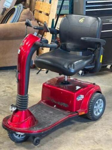MOBILITY SCOOTER