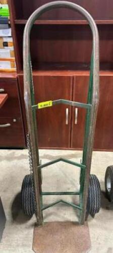 HEAVY DUTY CYLINDER HAND TRUCK.
