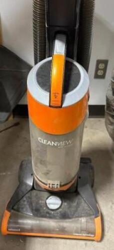 BISSEL VACUUM CLEANER