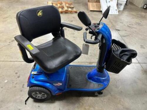 POWERED WHEEL CHAIR / SCOOTER.