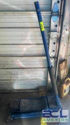 LINCOLN 2.5 TON FLOOR JACK.