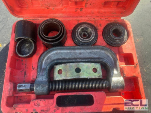 BALL JOINT PRESS TOOL SET.