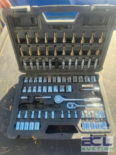 STANLEY 150 PIECE SOCKET SET.