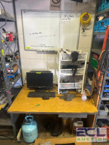 40" WORK STATION AND DRY ERASE BOARD.