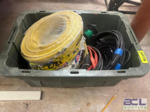 PLASTIC TUB AND CONTENTS - ASSORTED WIRING AND CORDS