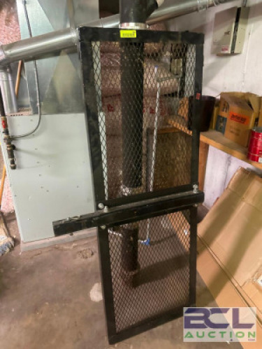 HITCH MOUNTED METAL LUGGAGE RACK / DECK