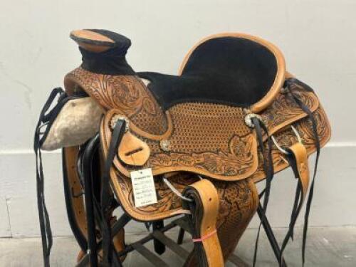WESTERN BARREL RACING SHOW HORSE SADDLE WITH TACK SET